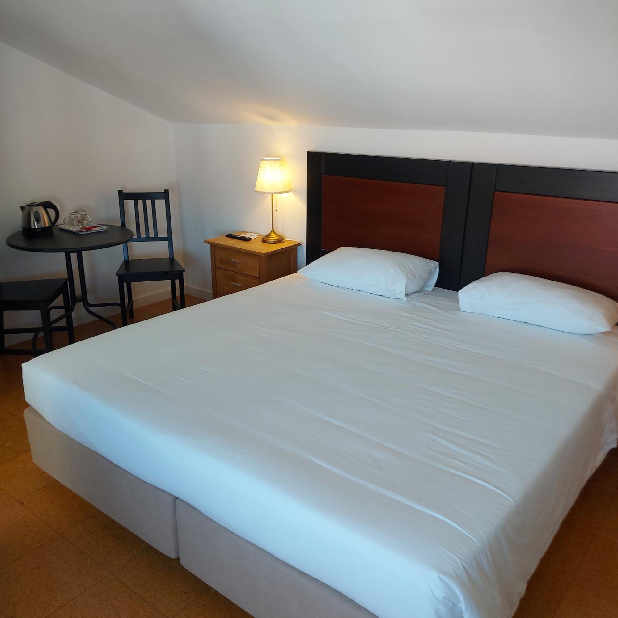 Hotel Soleil Bleu Vila Nova de Milfontes Habitación foto