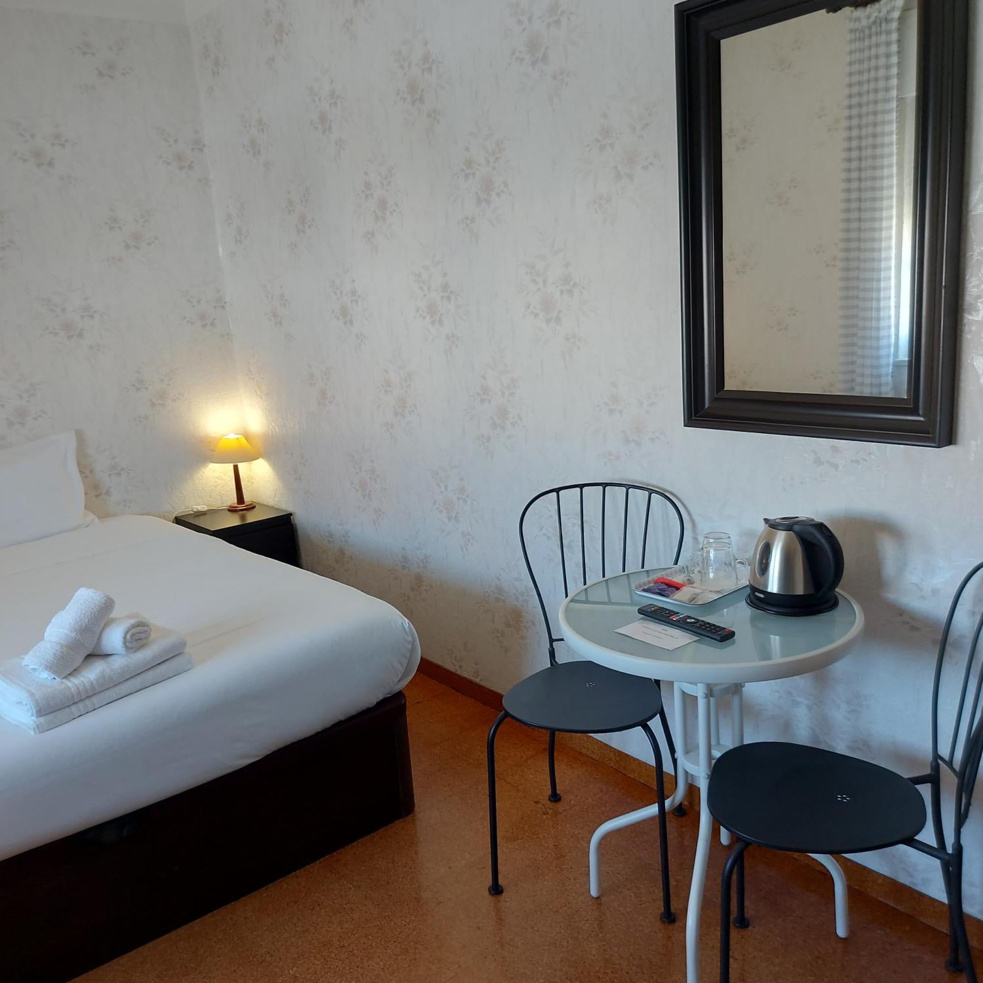 Hotel Soleil Bleu Vila Nova de Milfontes Habitación foto